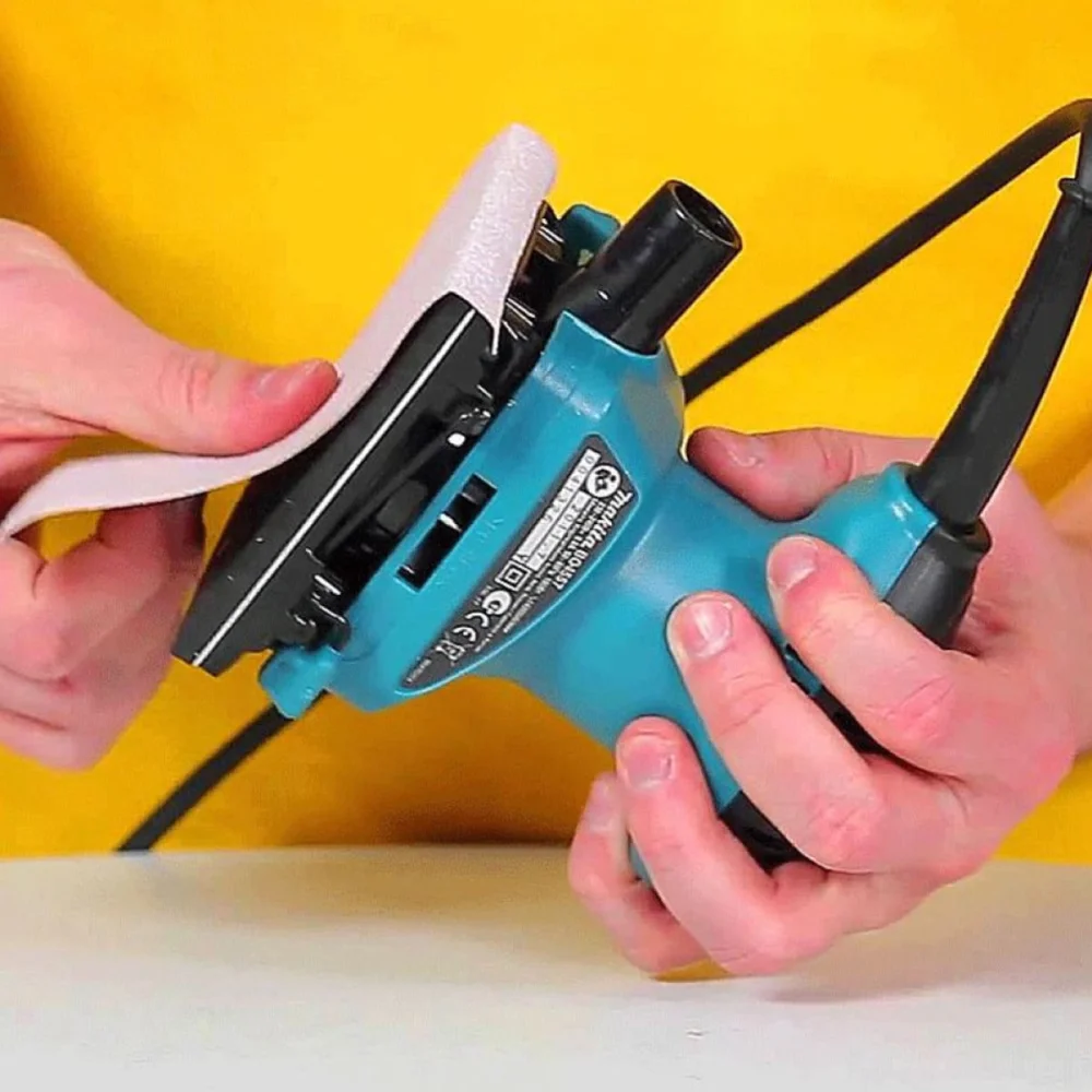 Lixadeira Orbital 180 Watts BO4557-P Makita