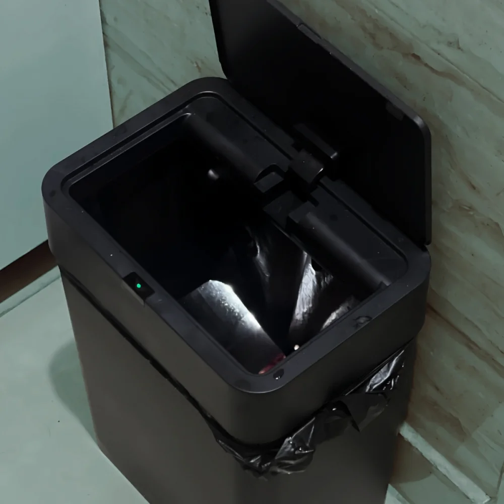 Lixeira Automática com Sensor Inteligente 9 Litros Preto LXP9P NKF