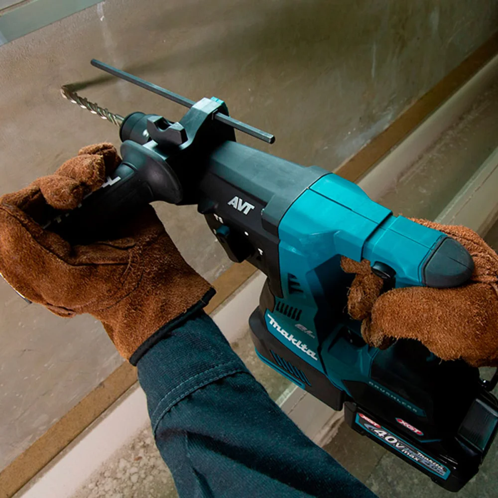 Martelete 28mm à Bateria e 2 Baterias 40V 4.0Ah HR004GM201 Makita