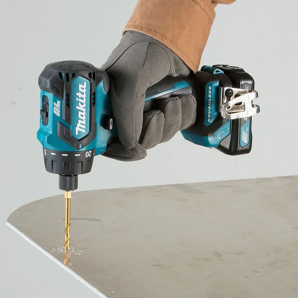 Parafusadeira e Furadeira à Bateria 12V DF032DSAE Makita