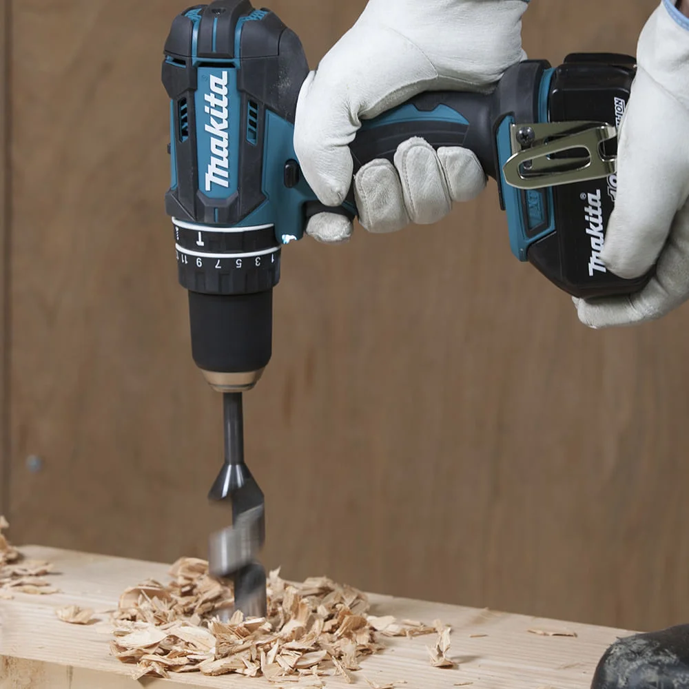 Parafusadeira e Furadeira de Impacto à Bateria DHP482SY P Makita