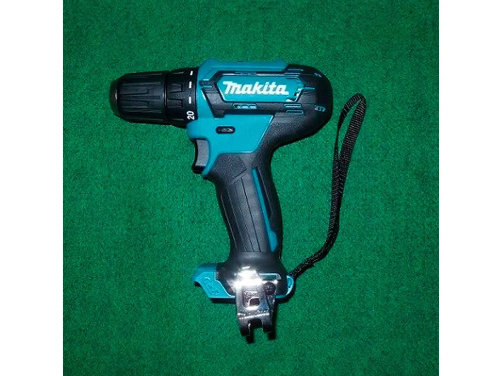 Parafusadeira Furadeira à Bateria Não Acompanha 12V DF333DZ Makita