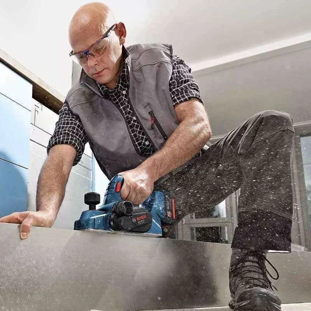 Plaina à Bateria Não acompanha GHO 18V-LI Bosch