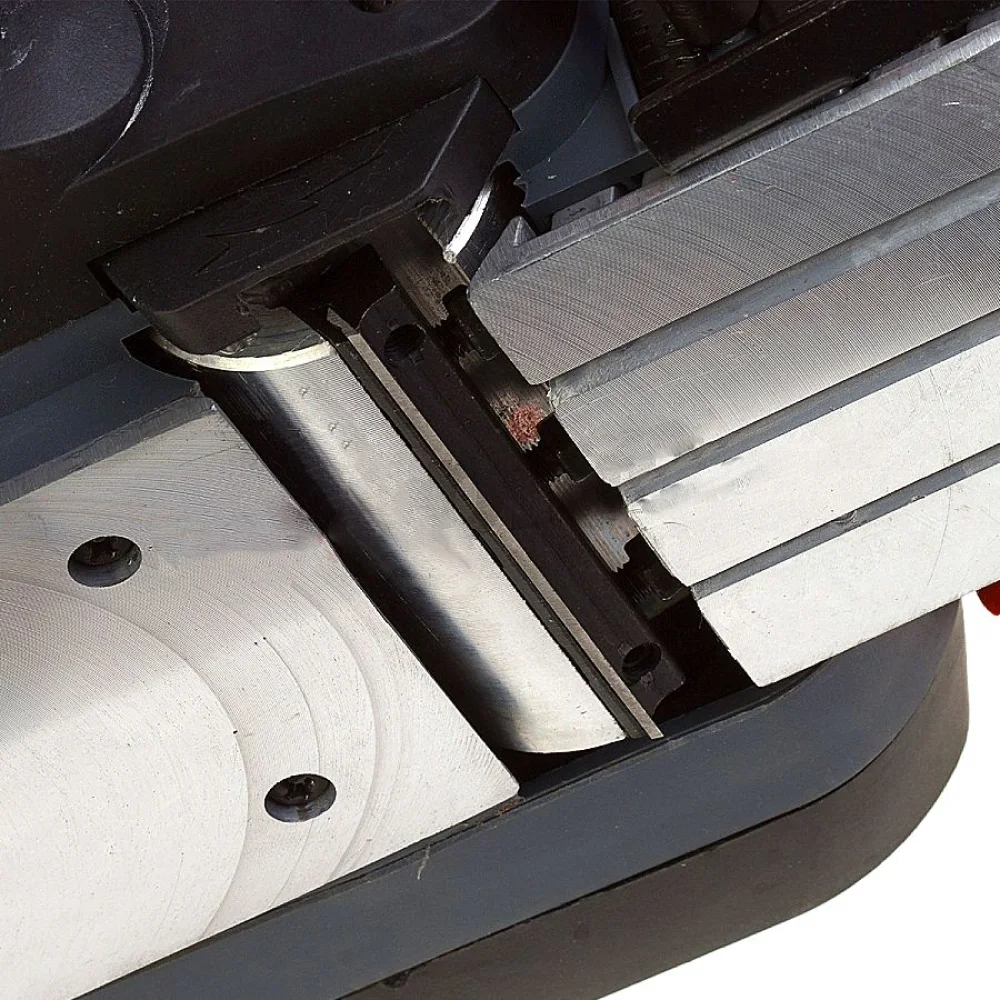 Plaina Elétrica 82mm 550 Watts 1555 Skil