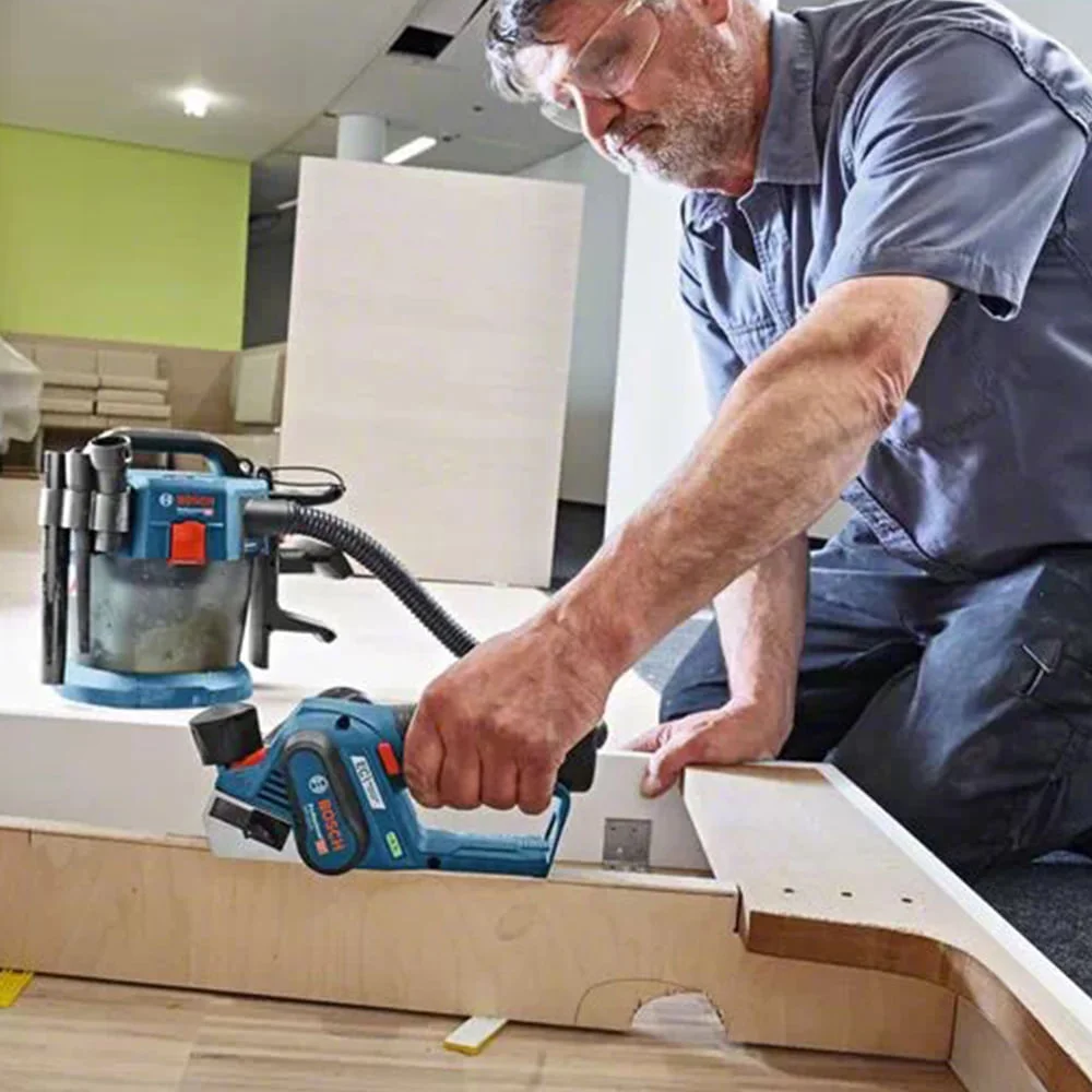 Plaina sem Fio à Bateria Não acompanha 12V GHO 12V-20 Bosch