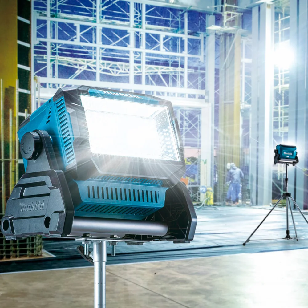 Refletor 96 Leds à Bateria Não acompanha 40Vmax ML009G Makita