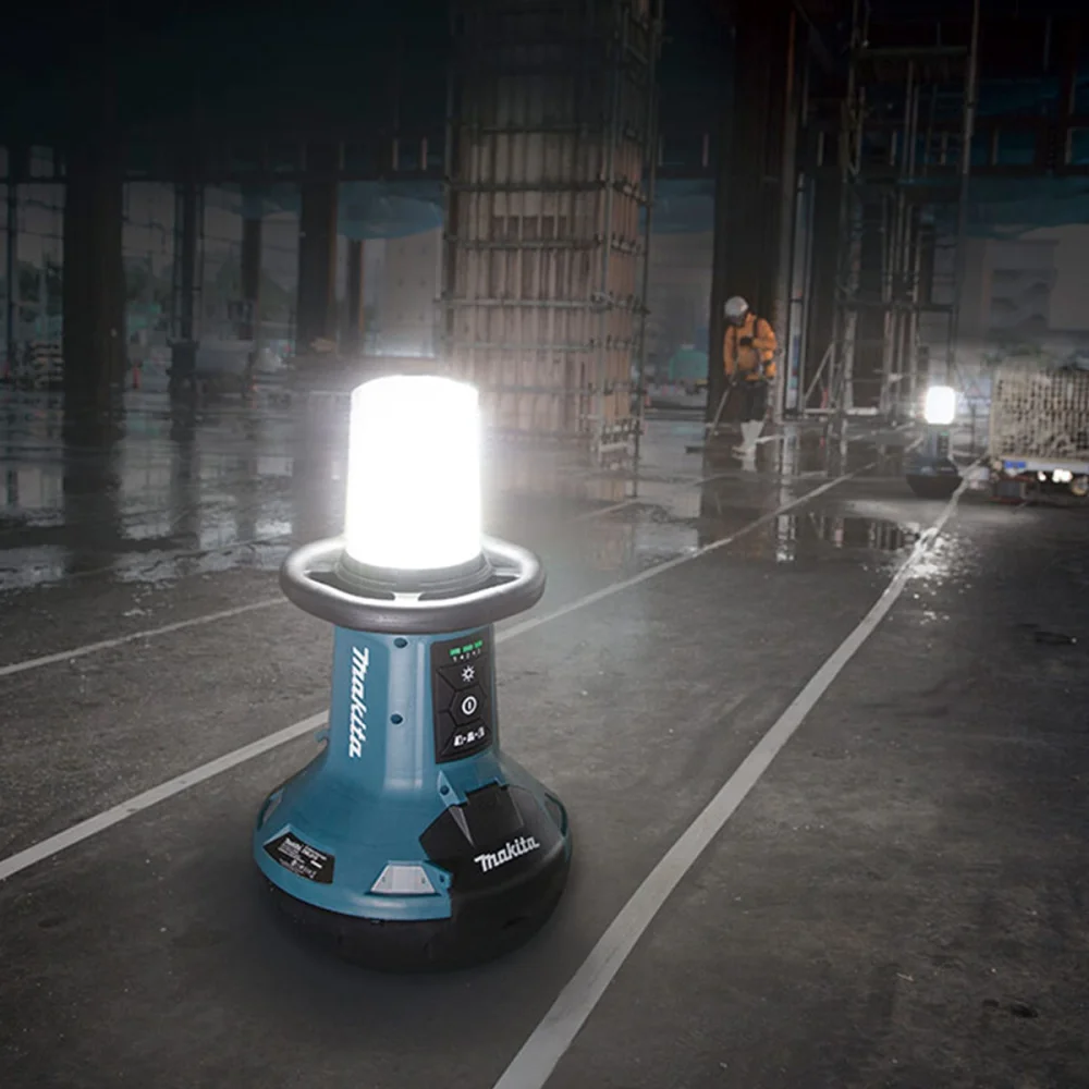 Refletor Led para Área de Trabalho à Bateria Não acompanha 18V DML810 Makita