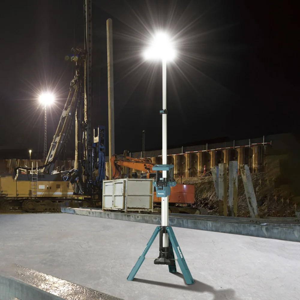 Refletor para Área de Trabalho à Bateria Não Acompanha 18V DML814 Makita