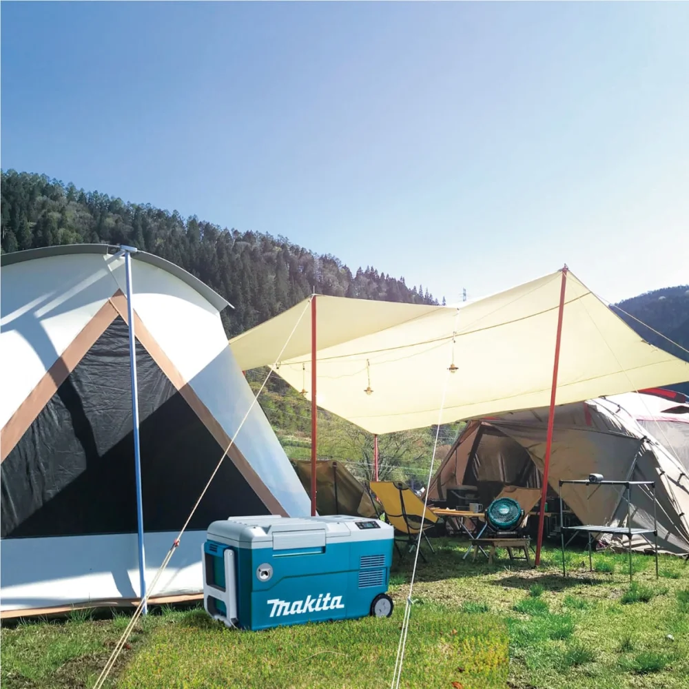 Refrigerador e Aquecedor à Bateria 18VNão acompanha Bivolt CW001GZ01 Makita