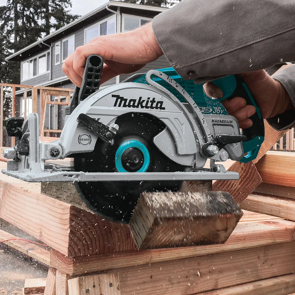 Serra Circular 185mm à Bateria 18V DRS780Z P Makita