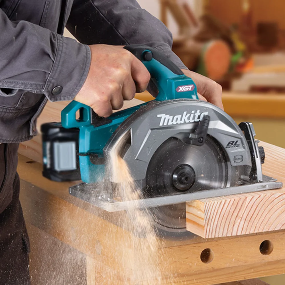 Serra Circular à Bateria Não acompanha 40V HS003GZ Makita