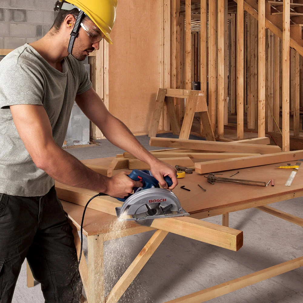 Serra Circular Manual GKS 150 Professional 1500 Watts Bosch 220 Volts