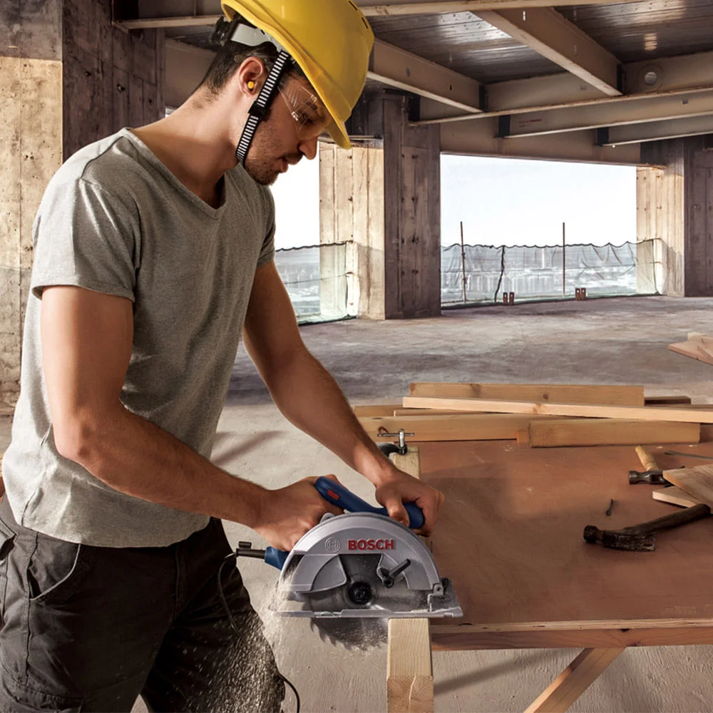 Serra Circular Manual Profissional 1500 Watts GKS 150 Bosch