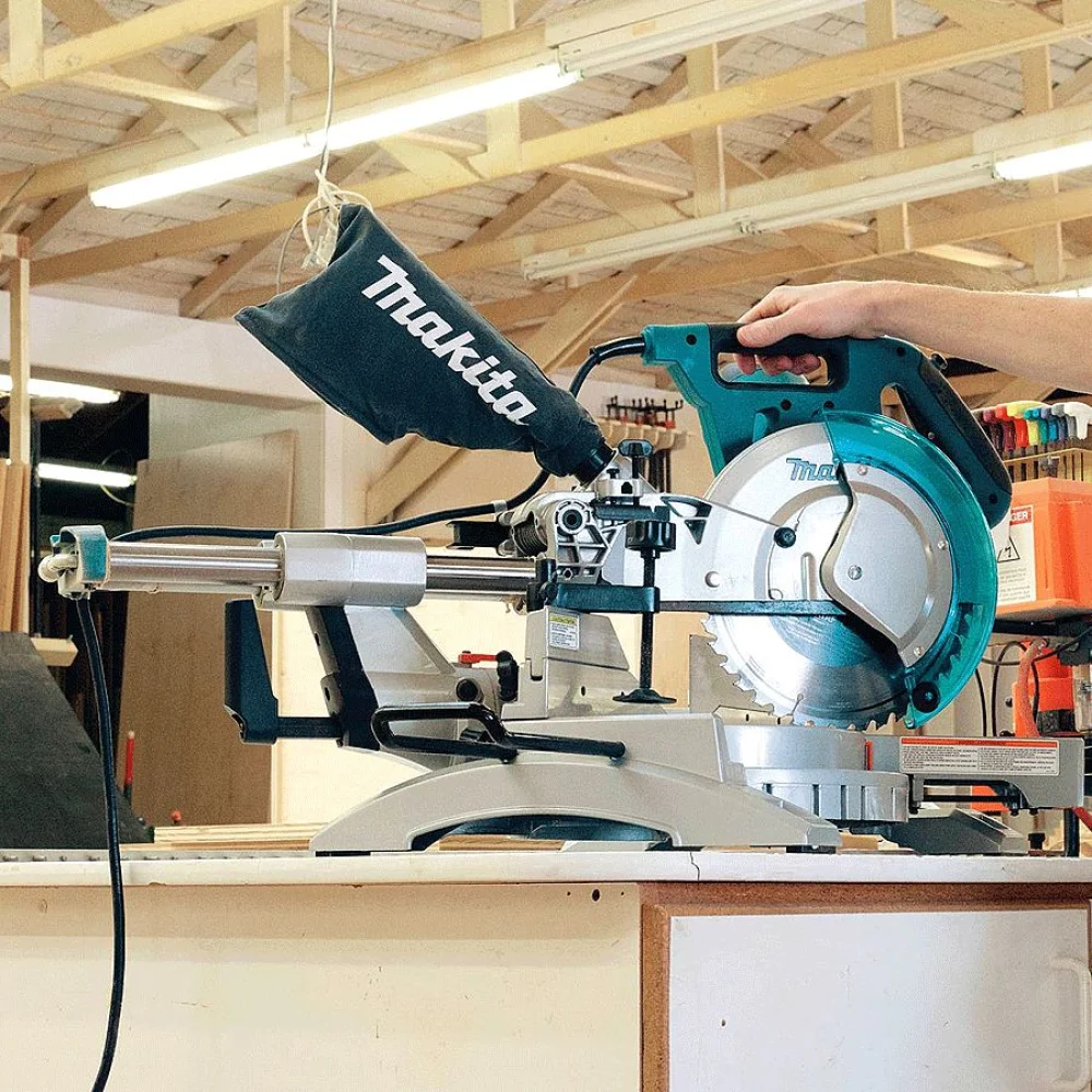 Serra de Esquadria 260mm 1.430 Watts LS1018L Makita