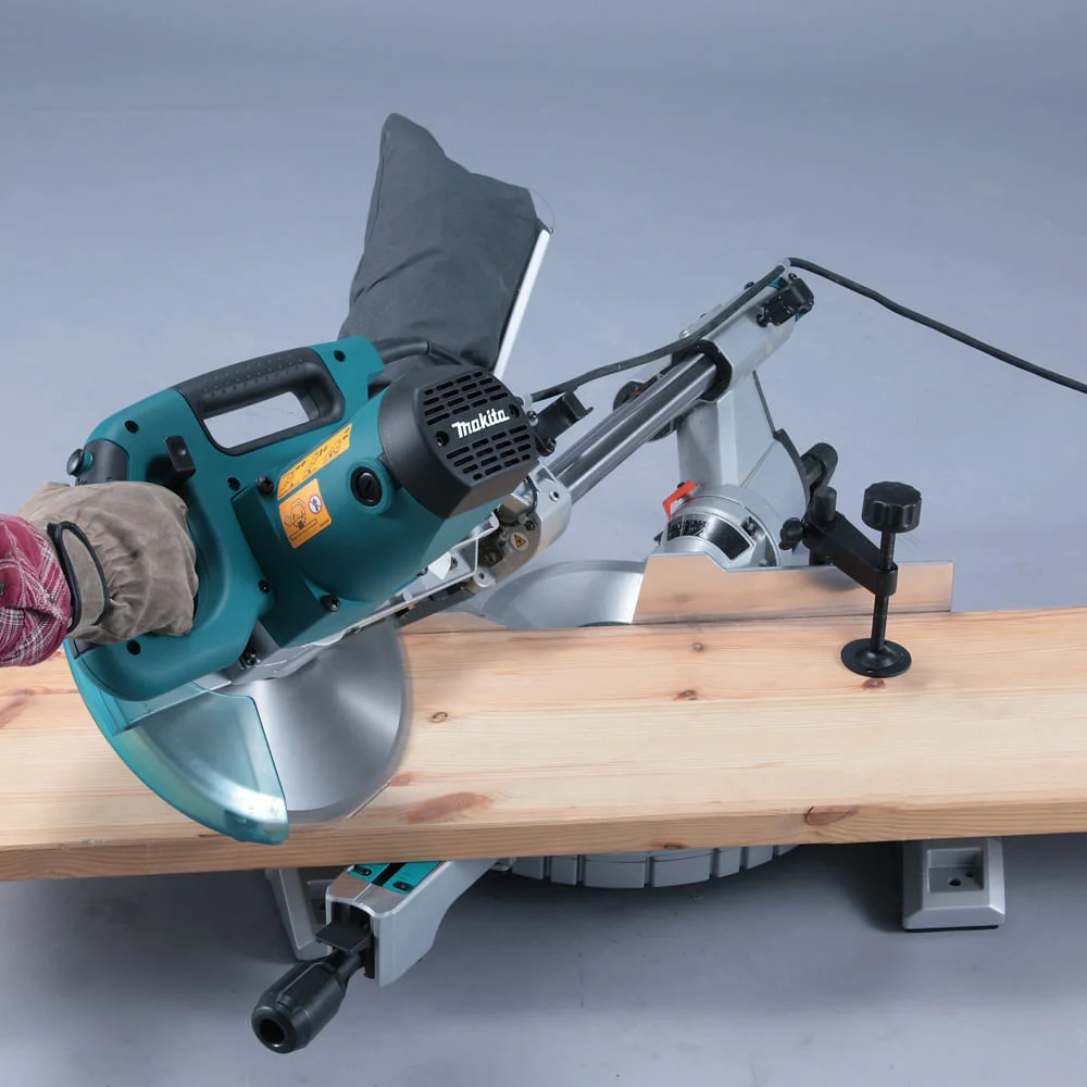 Serra de Esquadria Telescópica com Laser 255mm LS1017L Makita Outlet 220 Volts