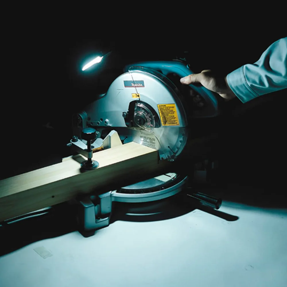 Serra Esquadria 255mm 1650 Watts LS1040F Makita