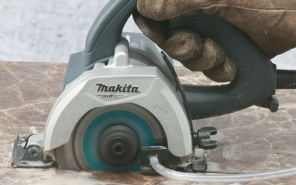Serra Mármore 110mm 1200 Watts M0400G Makita
