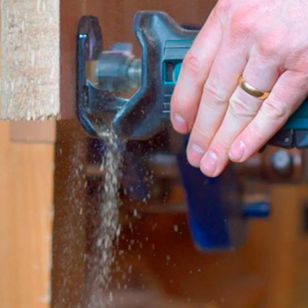 Serra Sabre à Bateria Não acompanha 18V DJR185Z Makita