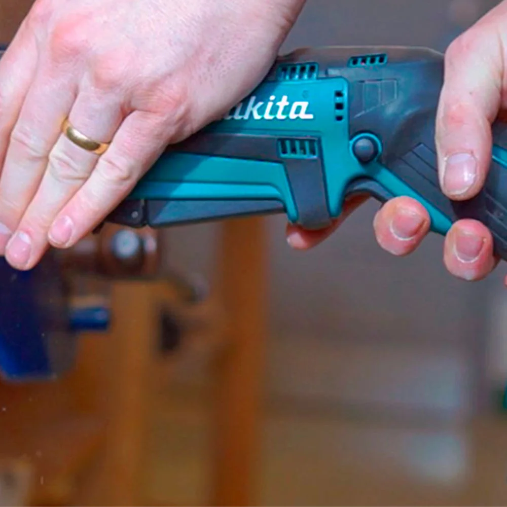 Serra Sabre à Bateria Não acompanha 18V DJR185Z Makita