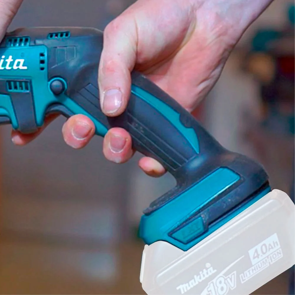 Serra Sabre à Bateria Não acompanha 18V DJR185Z Makita