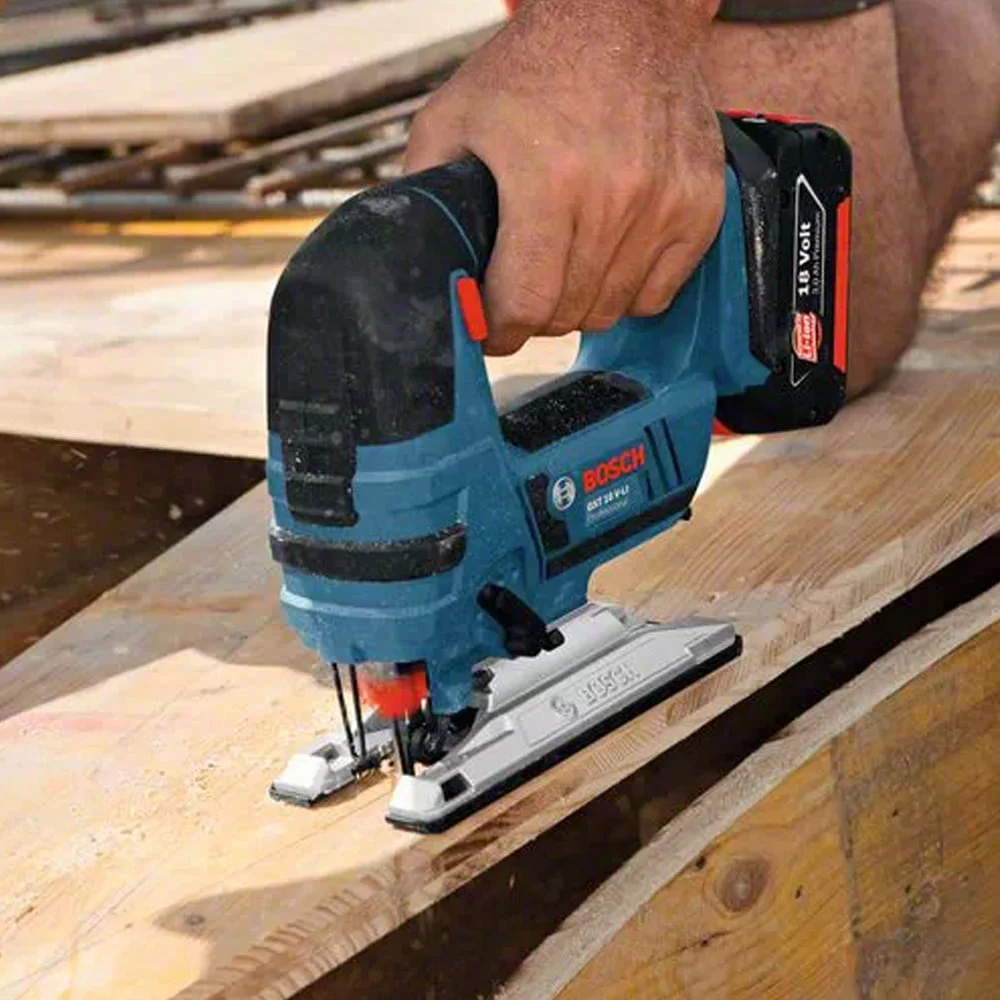 Serra Tico Tico à Bateria Não Acompanha 18V 158J GST 18V-LI Bosch