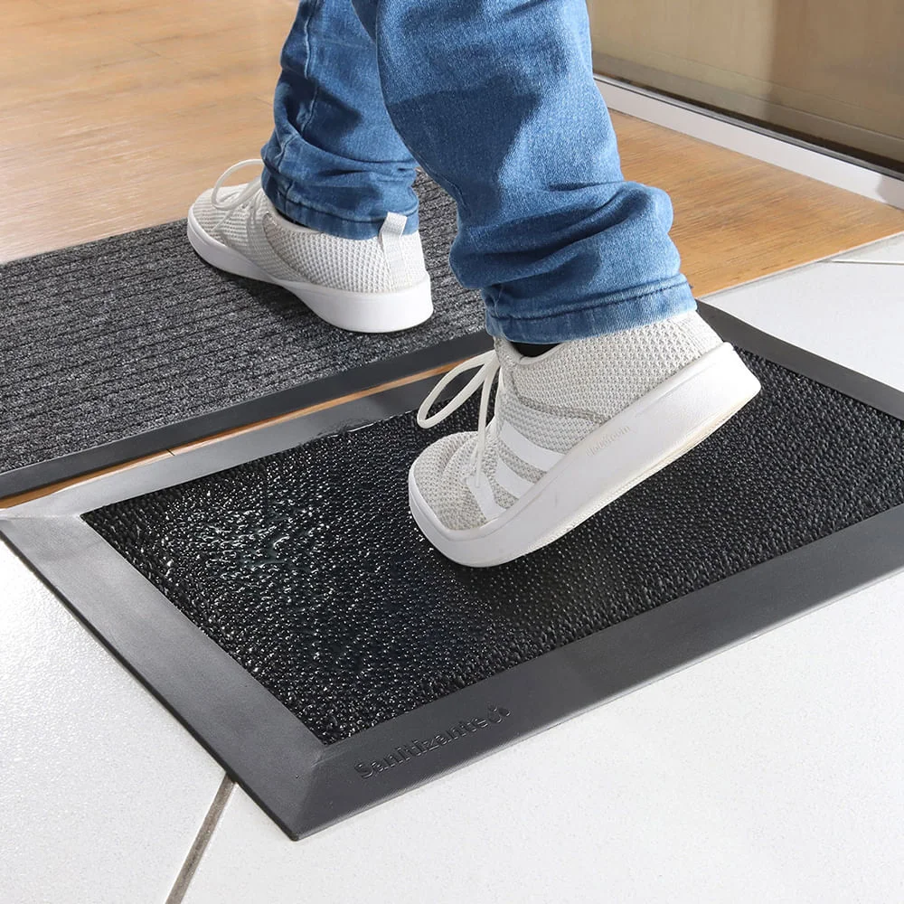 Tapete Sanitizante 38 x 58 cm Kapazi Preto