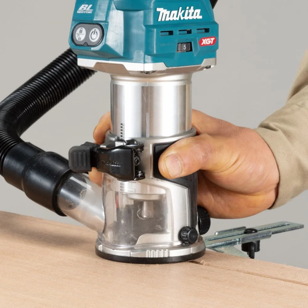 Tupia Eletrônica à Bateria Não acompanha 40V XGT RT001GZ04 Makita