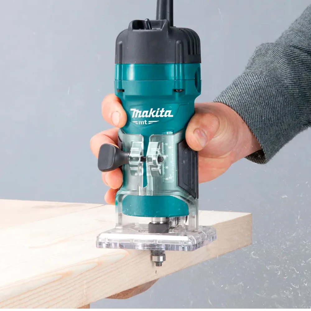 Tupia Manual 6mm 530 Watts M3700B Makita Outlet 220 Volts