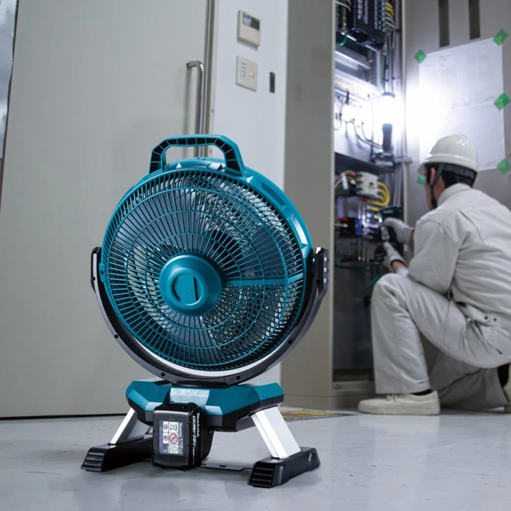 Ventilador 330mm à Bateria Não acompanha LXT de Li-Ion DCF301Z Makita