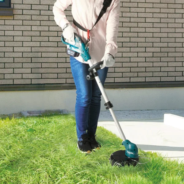 Aparador de Grama à Bateria 12V CXT e Bateria 2.0AH UR100DZX P Makita