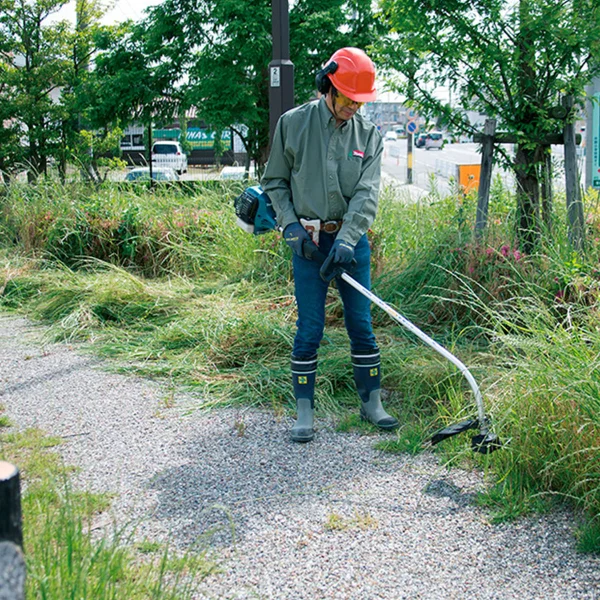 Aparador de Grama à Gasolina ER2600LG Makita