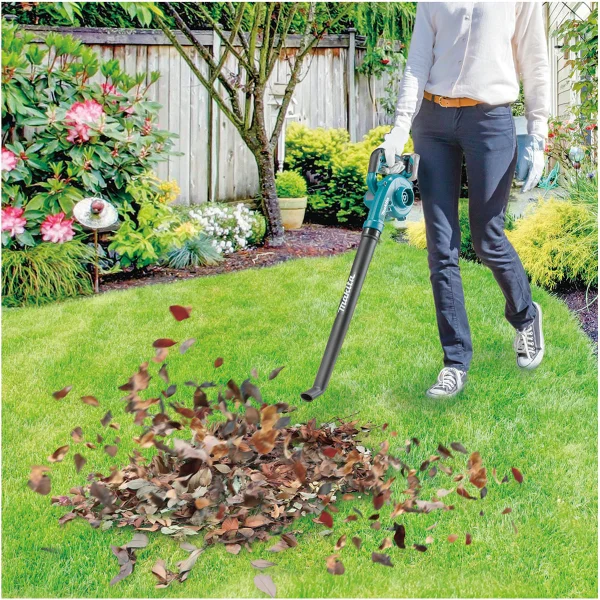 Combo Aspirador de Pó e Soprador à Bateria 12V CLX248 Makita