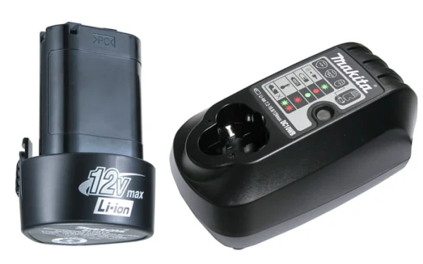 Combo Parafusadeira Furadeira e Parafusadeira de Impacto à Bateria DK1493 Makita