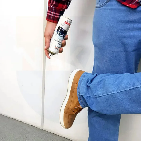 Kit 1 Álcool Spray 70° Antisséptico 209G e 25 Un.de Máscaras Descartáveis em TNT