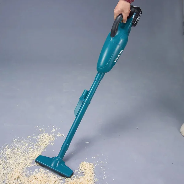 Kit Aspirador de Pó à Bateria DCL180Z Makita e Bateria e Carregador e Filtro