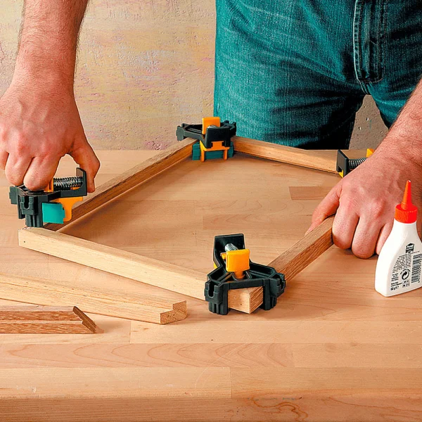 Kit com 4 Cartelas de Sargento Clip Angular 3051 Wolfcraft