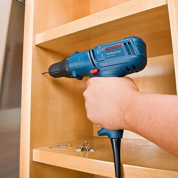 Kit Parafusadeira e Furadeira 400W GSR 7-14 Bosch e Maleta de Acessórios VLine