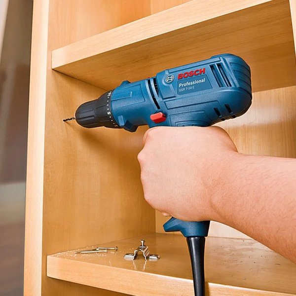 Kit Parafusadeira Furadeira 400 Watts GSR 7-14 E Bosch e 7 Brocas e Jogo de Bits