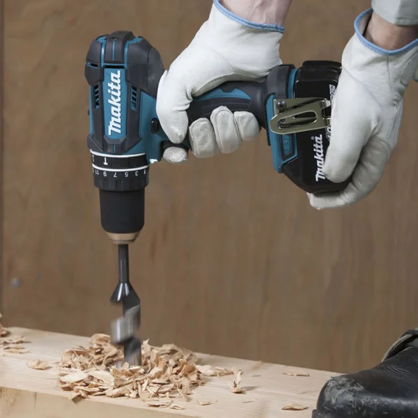 Kit Parafusadeira Furadeira de Impacto DHP482SY e Aspirador de Pó DCL180Z Makita