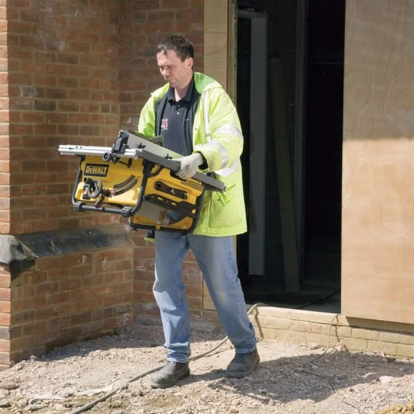 Kit Serra de Bancada Compacta 254mm 2.000 Watts DW745 DeWalt e Disco de Serra 220 Volts