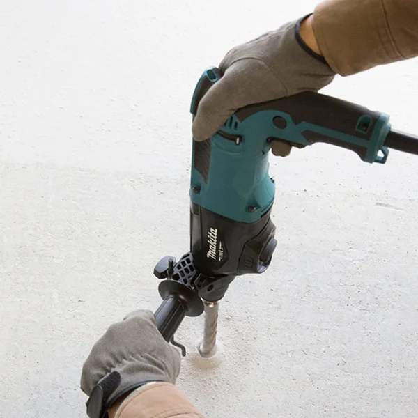 Martelete Combinado 26mm 800 Watts M8701B -P e Ponteira e Talhadeira Makita