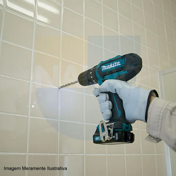 Parafusadeira e Furadeira de Impacto à Bateria 10mm 12V e Maleta HP331DSAE Makita