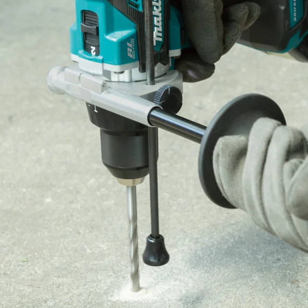 Parafusadeira Furadeira de Impacto à Bateria 18V e Maleta DHP486RFJ Makita