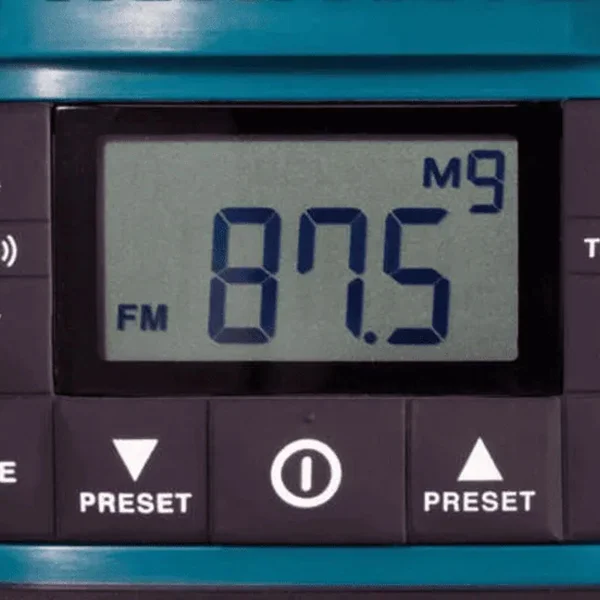 Rádio Lanterna à Bateria Não acompanha18V DMR055 Makita