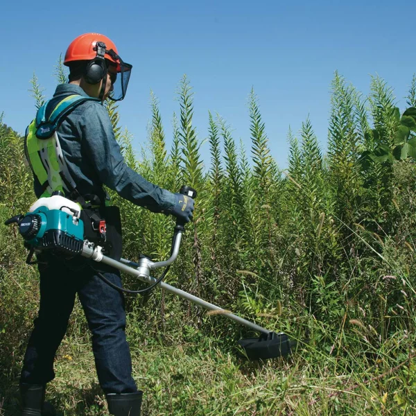 Roçadeira à Gasolina Profissional RBC412U Makita