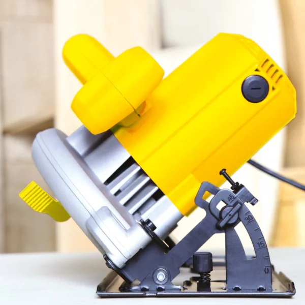 Serra Circular 185mm 1.700 Watts STSC1718 Stanley