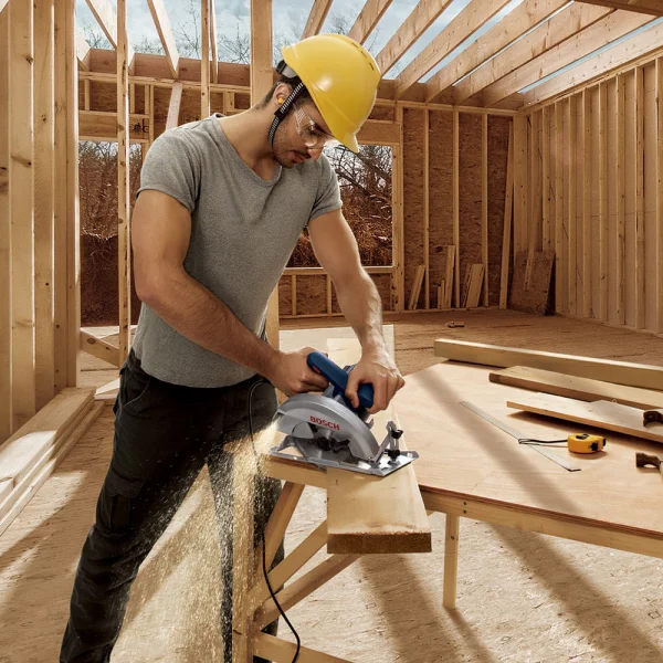 Serra Circular Manual Profissional 1500 Watts GKS 150 Bosch