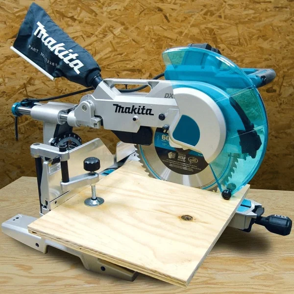 Serra de Esquadria 305mm 1.650 Watts LS1216L Makita