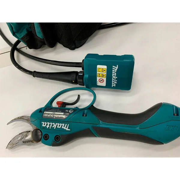 Tesoura de Poda à Bateria 36V DUP361RM2 Makita Outlet 220 Volts