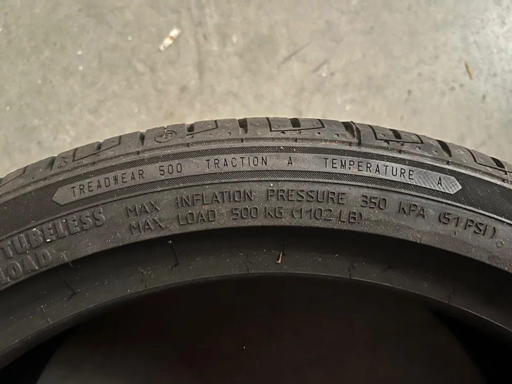 Pneu Barum 235/40 R18 95Y XL Fr Bravuris 5Hm